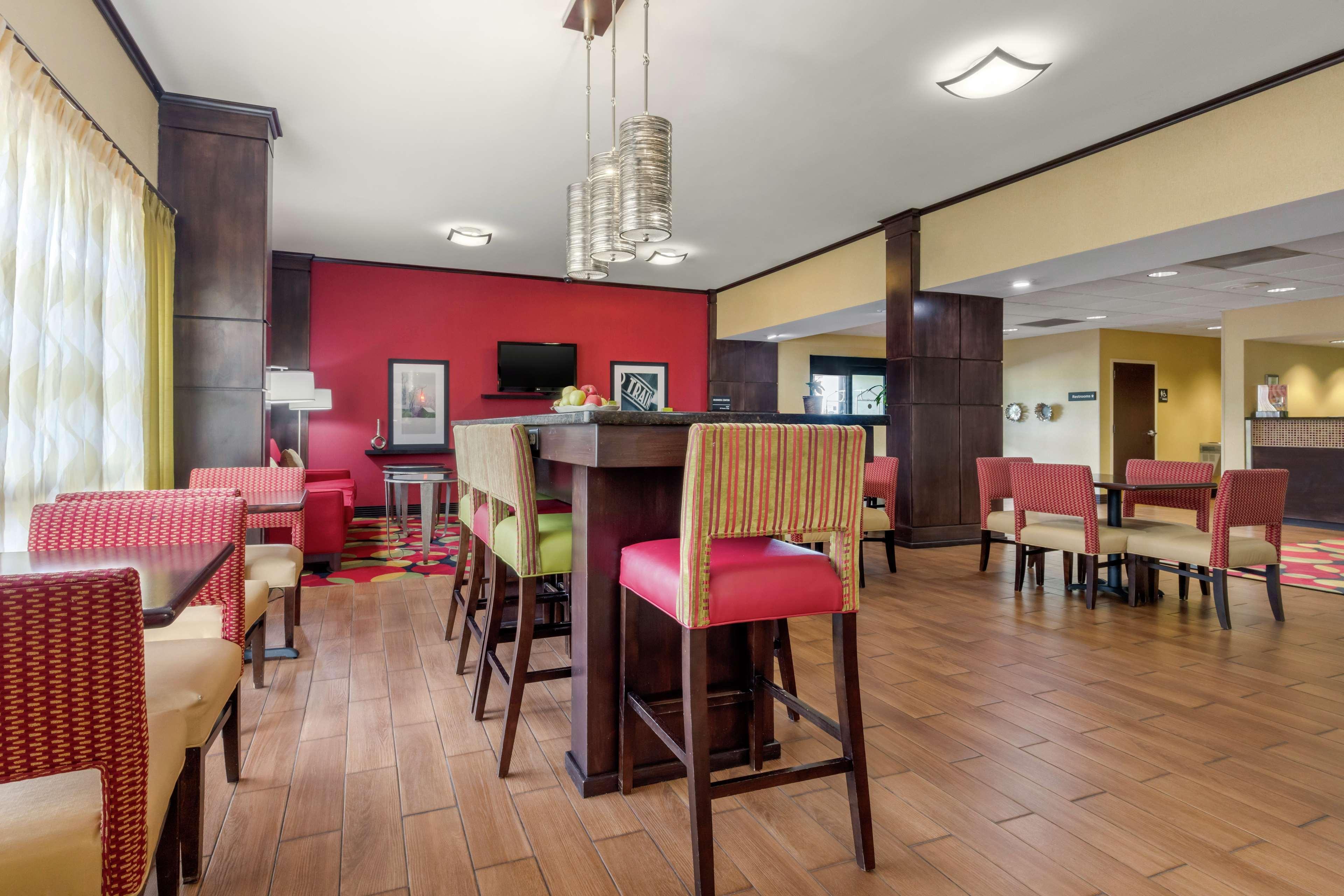 Hampton Inn Brookhaven Eksteriør billede